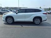 Thumbnail of 2020 White Toyota Highlander
