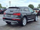 Thumbnail of 2020 Brilliant Black Audi Q5