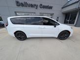 Thumbnail of 2026 Bright White Chrysler Pacifica