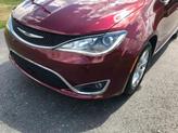 Thumbnail of 2018 Burgundy Chrysler Pacifica
