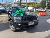 Thumbnail of 2017 Diamond Black Crystal Pearlcoat Jeep Grand Cherokee