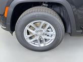 Thumbnail of 2025 Diamond Black Crystal Pearlcoat Jeep Grand Cherokee L