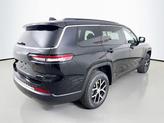 Thumbnail of 2025 Diamond Black Crystal Pearlcoat Jeep Grand Cherokee L