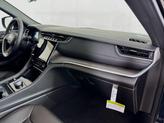 Thumbnail of 2025 Diamond Black Crystal Pearlcoat Jeep Grand Cherokee L