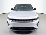 Thumbnail of 2025 Silver Zynith Clearcoat Jeep Wagoneer S