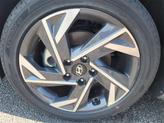 Thumbnail of 2025 Gray Hyundai ELANTRA
