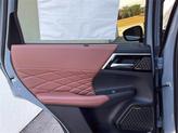 Thumbnail of 2025 Moonstone Gray Metallic Mitsubishi Outlander