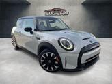Thumbnail of 2023 White Silver MINI SE Hardtop
