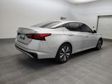 Thumbnail of 2019 Brilliant Silver Metallic Nissan Altima
