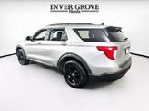Thumbnail of 2021 Iconic Silver Metallic Ford Explorer