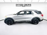 Thumbnail of 2021 Iconic Silver Metallic Ford Explorer