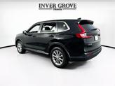 Thumbnail of 2025 sparkle silver metallic Honda CR-V