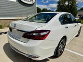 Thumbnail of 2016 White Orchid Pearl Honda Accord