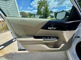 Thumbnail of 2016 White Orchid Pearl Honda Accord