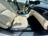 Thumbnail of 2016 White Orchid Pearl Honda Accord