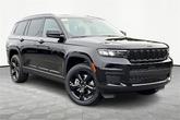 Photo of 2025 Diamond Black Crystal Pearlcoat Jeep Grand Cherokee L