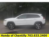 Thumbnail of 2022 Bright White Clearcoat Jeep Cherokee