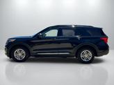 Thumbnail of 2024 AGATE BLACK METALLIC Ford Explorer