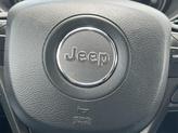 Thumbnail of 2022 Granite Crystal Metallic Clearcoat Jeep Cherokee