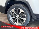 Thumbnail of 2022 Bright White Clearcoat Jeep Cherokee