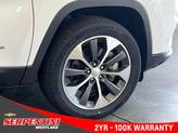 Thumbnail of 2022 Bright White Clearcoat Jeep Cherokee