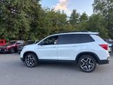 Thumbnail of 2022 Platinum White Pearl Honda Passport