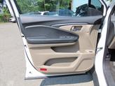 Thumbnail of 2019 White Diamond Pearl Honda Pilot