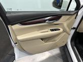 Thumbnail of 2017 Crystal White Tricoat Cadillac XT5