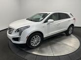 Thumbnail of 2017 Crystal White Tricoat Cadillac XT5