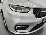 Thumbnail of 2023 Silver Mist Clearcoat Chrysler Pacifica
