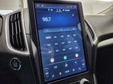 Thumbnail of 2023 Oxford White Ford Edge