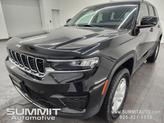 Thumbnail of 2025 Diamond Black Crystal Pearlcoat Jeep Grand Cherokee