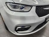 Thumbnail of 2023 Silver Mist Clearcoat Chrysler Pacifica