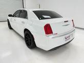 Thumbnail of 2019 Bright White Clearcoat Chrysler 300