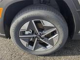 Thumbnail of 2025 Shimmering Silver Hyundai TUCSON
