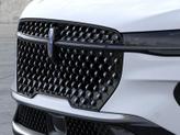 Thumbnail of 2025 White Platinum Tri-Coat Metallic Lincoln Nautilus