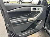 Thumbnail of 2022 Agate Black Metallic Ford Explorer