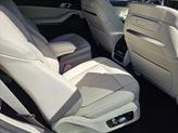 Thumbnail of 2025 Mineral White Metallic BMW X7