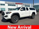 Photo of 2021 Super White Toyota Tacoma