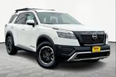 Photo of 2025 Glacier White Nissan Pathfinder