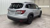 Thumbnail of 2022 Lunar Silver Metallic Honda Pilot
