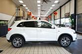 Thumbnail of 2018 Diamond White Pearl Mitsubishi Outlander Sport
