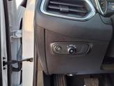 Thumbnail of 2022 Summit White Chevrolet Equinox