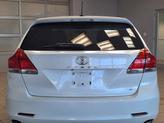 Thumbnail of 2010 Blizzard Pearl Toyota Venza