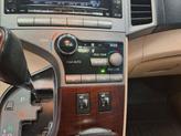 Thumbnail of 2010 Blizzard Pearl Toyota Venza
