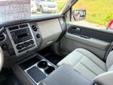 Thumbnail of 2010 White Ford Expedition