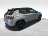 Thumbnail of 2024 Silver Zynith Metallic Clearcoat Jeep Compass