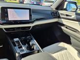 Thumbnail of 2024 Opal White Pearl Effect Volkswagen Atlas Cross Sport