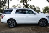 Thumbnail of 2019 White Platinum Ford Expedition