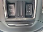 Thumbnail of 2025 Diamond Black Crystal Pearlcoat Jeep Grand Cherokee